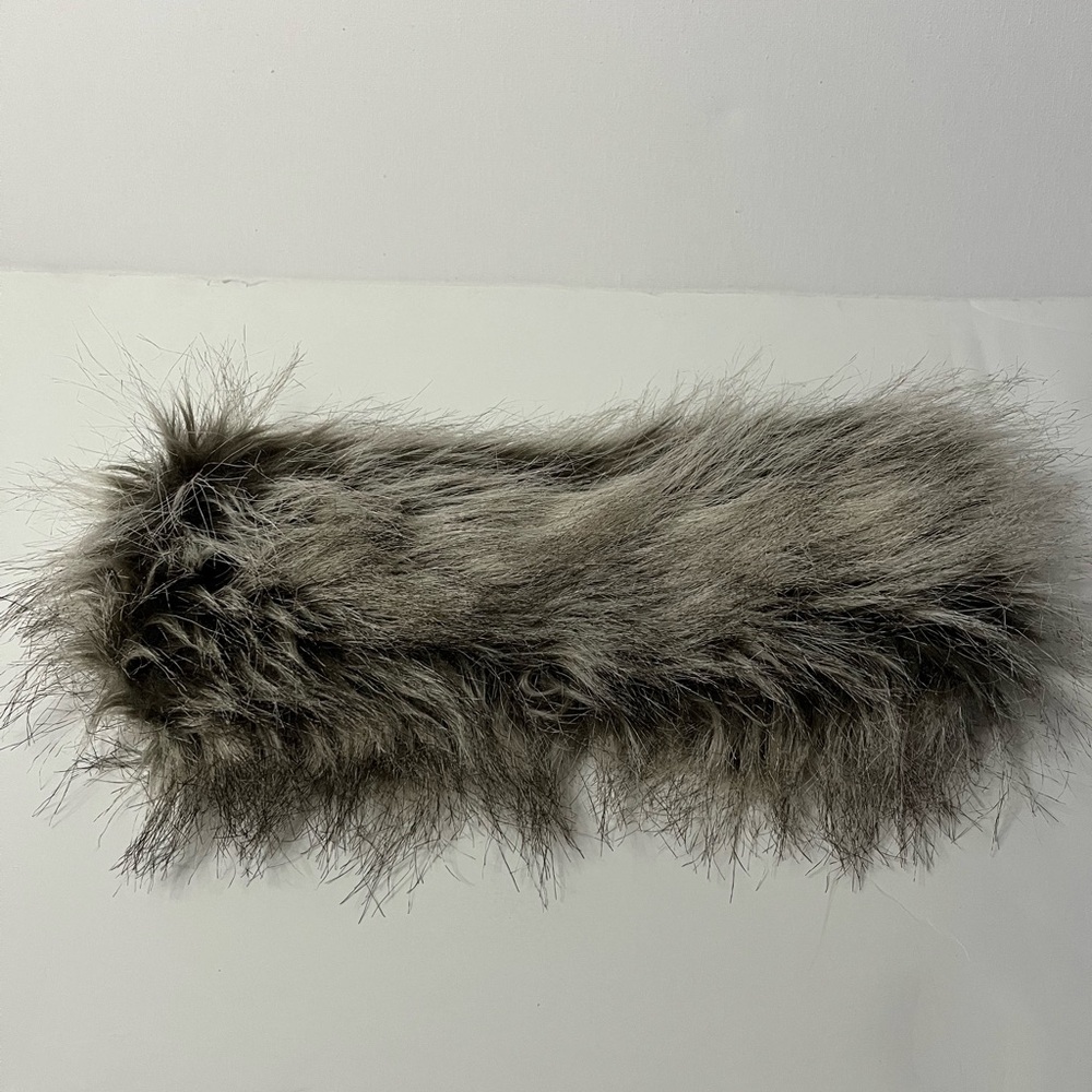 Laundry By Shelli Segal Leopard Print Faux Fur Headband